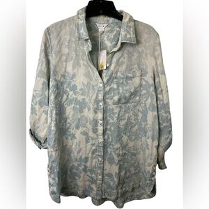 Intro. Light Blue Chambray Floral Button Down Shirt NWT